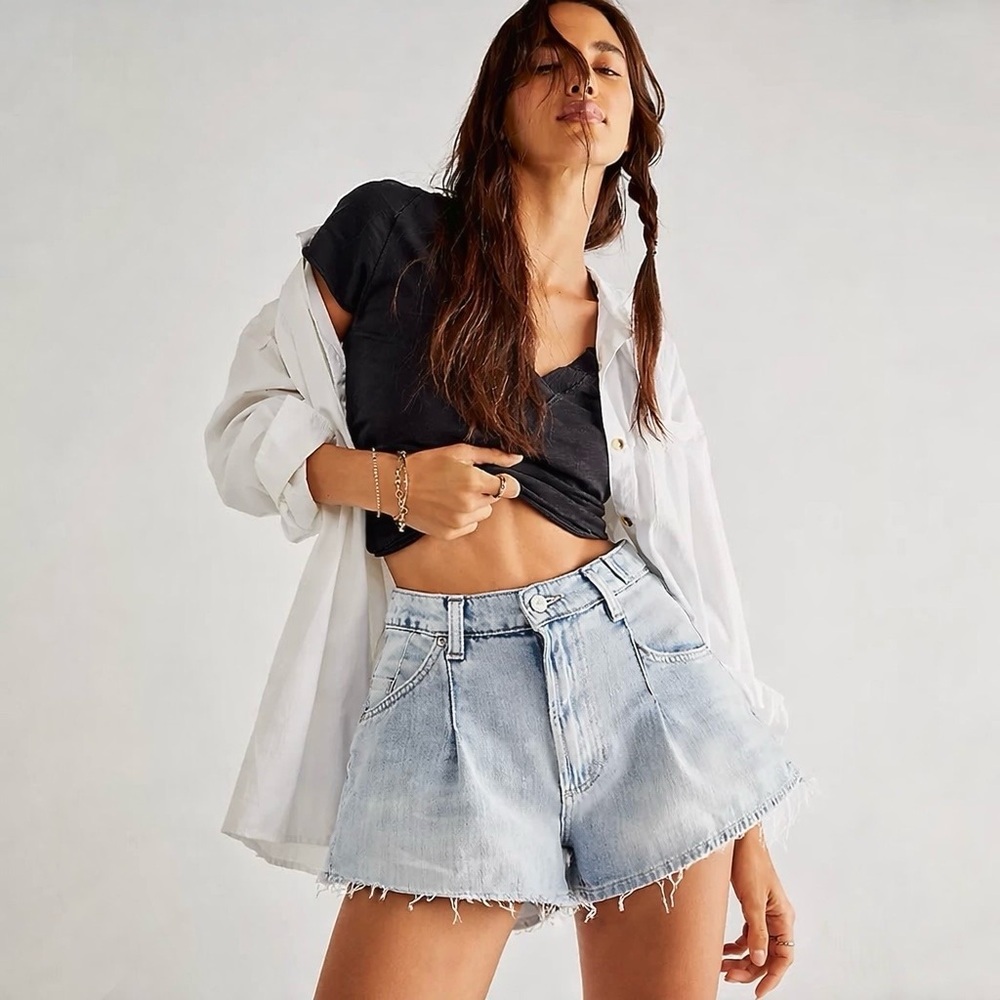 A-line Light Wash Denim Jean Shorts 0